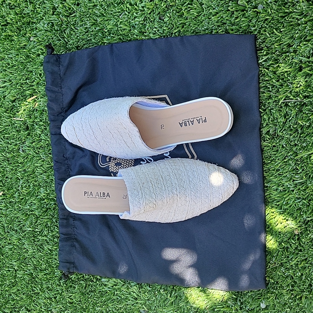Native Mules - Picture 2 of 7